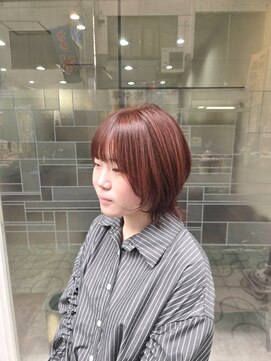 ヘアアンドメイク 心座(hair&make) 赤系カラー×すっきりウルフボブ