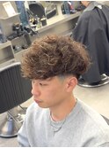 スペインカール フェード 海外風 メンズパーマ ハイライト