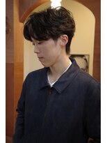 エディ(Edy)&nbsp;センターパートマッシュニュアンスパーマ韓国ヘアカルマヘア