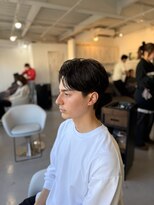 ソイクフ(SOY KUFU) メンズアップバングかきあげジェントルショートスタイル