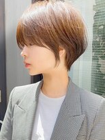 ビュートヨナカ(VIEW TOYONAKA) 30代/小顔カット/コンパクトショート/オリーブグレージュ/豊中