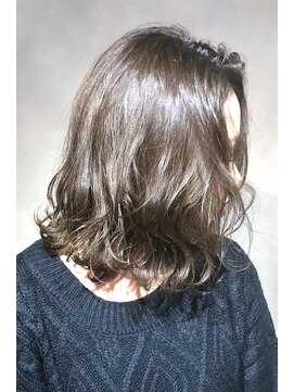 ザ ヘア ディードットログ(The hair D.Log) 外ハネボブ