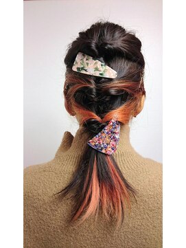 カルマ(KARMA) インナーカラー＋ヘアアレンジ