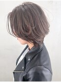 ミディアムレイヤー_ローライトスリークボブ厚めバング_ba285581
