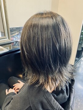 レヴィア(Revia) アッシュ系　ミルクティーベージュインナー