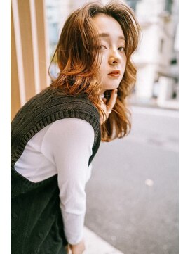 ドットハリス(.Hallis) 大人かわいい/小顔/ミディアムレイヤー/20代30代40代