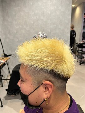 アビールブレ 新潟万代(ABEY LEVRAI) 抜きっぱなしブロンド