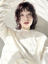 ココ 原宿(KOKO)&nbsp;黒髪小顔クラゲヘアーオリーブグレーココアベージュ