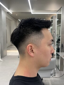 アールプラスヘアサロン(ar+ hair salon) ビジネス 高めフェード