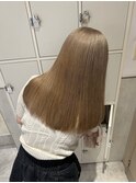 ハイトーンベージュ