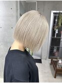 ホワイトベージュ/ハイトーンボブ
