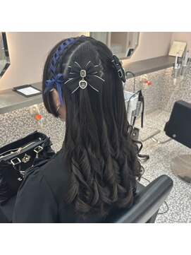 アリエス 八重洲店(Aries) レースアップハーフツイン