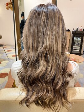 リヤン(Le lien) デザインカラー/暗めカラー/グランマッシュ/髪質改善/溝の口