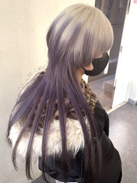 ルルズ(LULUS) ハイウルフカット/ホワイトブリーチデザインカラー