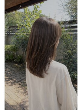 テントヘアー(tent hair) 30代からの“柔らか艶ミディアム”自然光で映える大人ヘア