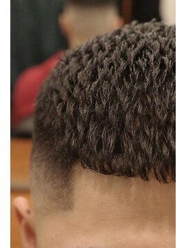 リル 阪神尼崎(LiL') 濡れパン×スキンフェード