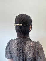 リム(Limb)&nbsp;【韓国ヘア】ヘアセット　外ハネハーフアップ