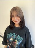 レイヤーカット×ルーツカラー