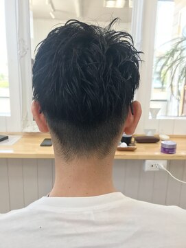 ブルース ヘアー デザイン サロン(BLUES Hair Design Salon) インテリカット