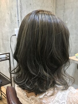 ロダット 横浜(LODAT by little) ハイライト×グレージュ【LODAT横浜】