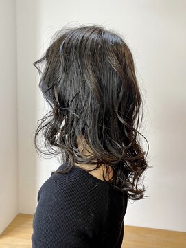 ロウブ(roubu.) 【roubu.】大人可愛い暗髪ashヘア