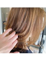 デフィー(DEFY) ハイライトたっぷりレイヤースタイル