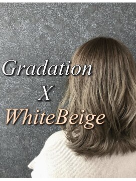 ネリネ(Nerine) ホワイトベージュ　グラデーション