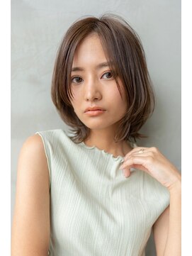 ケアリー 武蔵小杉(Carelly) ボブカーキグレージュ大人かわいいフェザーバングマッシュくびれ