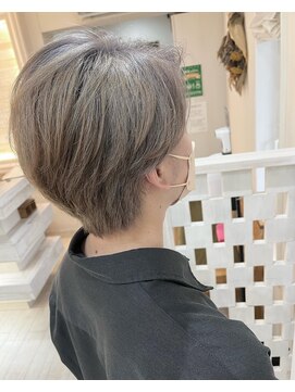 フゥカ 類家店(fuka) アッシュベージュ