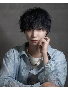 シン(syn) 簡韓国マッシュ 無造作 ブルーブラック