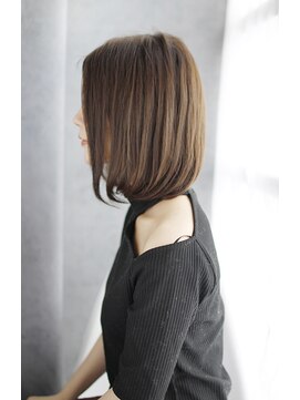 シュシュット(chouchoute) 髪質改善イメチェン似合わせカットハッシュカットフルバング/077