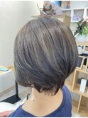 ハイライトショートボブ