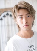 ワイルドアップバングのハイトーンカラーウルフヘアW草加
