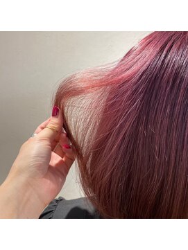 コンフェティ つばき山下通店(Confetti) ピンクカラー