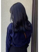 アース 明石店(EARTH) 20代30代40代大人可愛いヨシンモリブルーブラック透明感