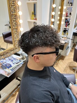 コワファースト  させぼ五番街店(COIFF1RST) フェード×スペインカール☆