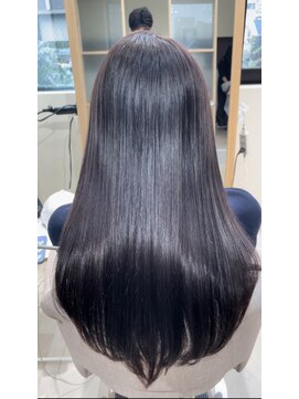 アム 表参道(am) 小顔薄めバンググレージュレイヤーロング前髪パーマ黒髪