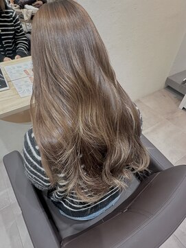 マオリ ホアロハ バイ アヌエヌエ(maoli hoaloha by anuenue) ロングツヤ感ベージュ