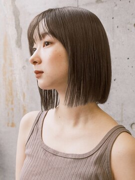 ガーデンヨコハマエスト(GARDEN YOKOHAMA est) 外ハネボブ　くびれボブ　切りっぱなし　小顔　オリーブグレー