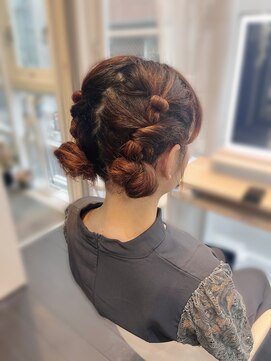 ギンザボーテ 銀座店(Ginza Beaute) ツインお団子ヘア