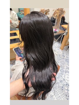 ジジ チーク 栃木(Gigi cheek) イルミナカラー×ダークグレー