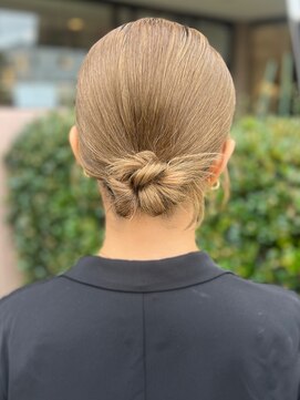 カインド 南青山(hair&make up KIND) カチモリスタイル タイトアレンジ