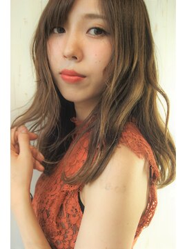 アンカー バイ ラフ(anchor by Laf) 小顔ひし形シルエットおフェロロブ