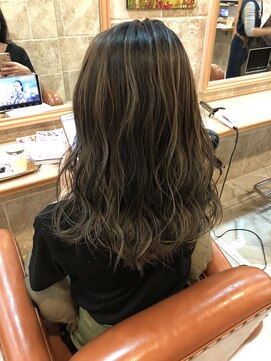 シャンティ 平岸店(Shanti) ハイライトいっぱいの外国人風ラフミディ☆