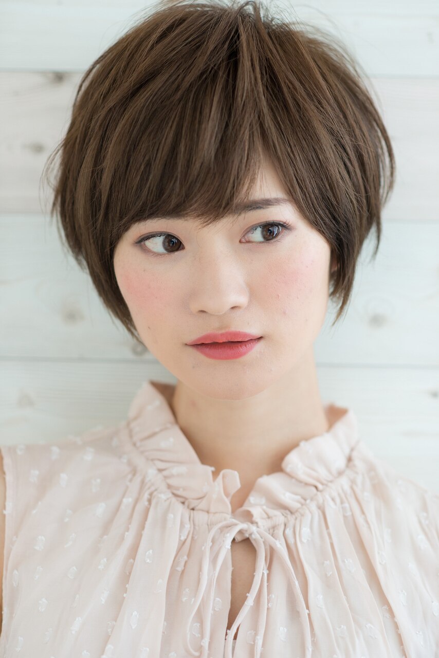 ひし形ショートボブ：L034938308｜ウィ ラグゼ 北千住店(Oui