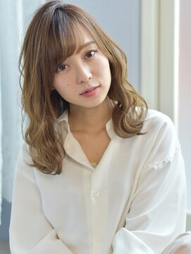 イリーブ(elieve) シアカラーで大人かわいい艶髪◇透明感×ゆるふわレイヤー