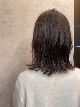 ノア ヘアデザイン 町田店(noa Hair Design) 外ハネミディ