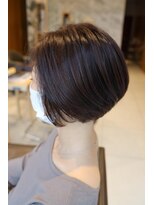 キャリ(CALI)&nbsp;ナチュラルなミニボブ CALI・田町・三田・美容室・CHIAKI