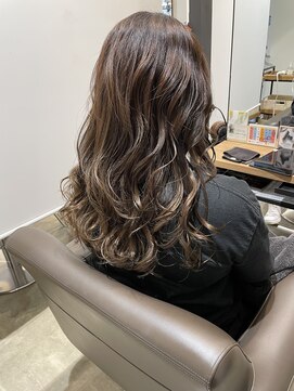 コスタ オブ リシェール(The COSTA of RICHAIR) グラデーションカラー