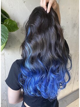 ドアベルヘアリビング(Door Bell hair Living) グラデーションカラー×Blueカラー×ロングヘアー